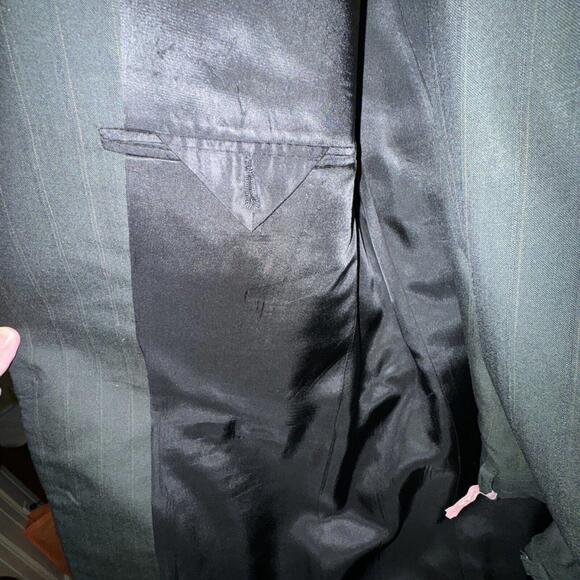 Yves Saint Laurent VTG Charcoal 2 Piece Suit Men's 44R + 32X30 Pants FRANCE - Picture 8 of 9